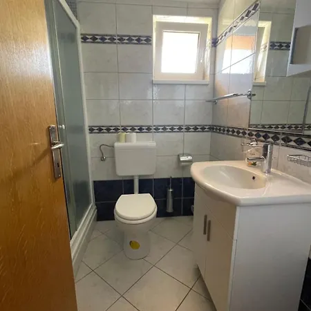 4 By Interhome